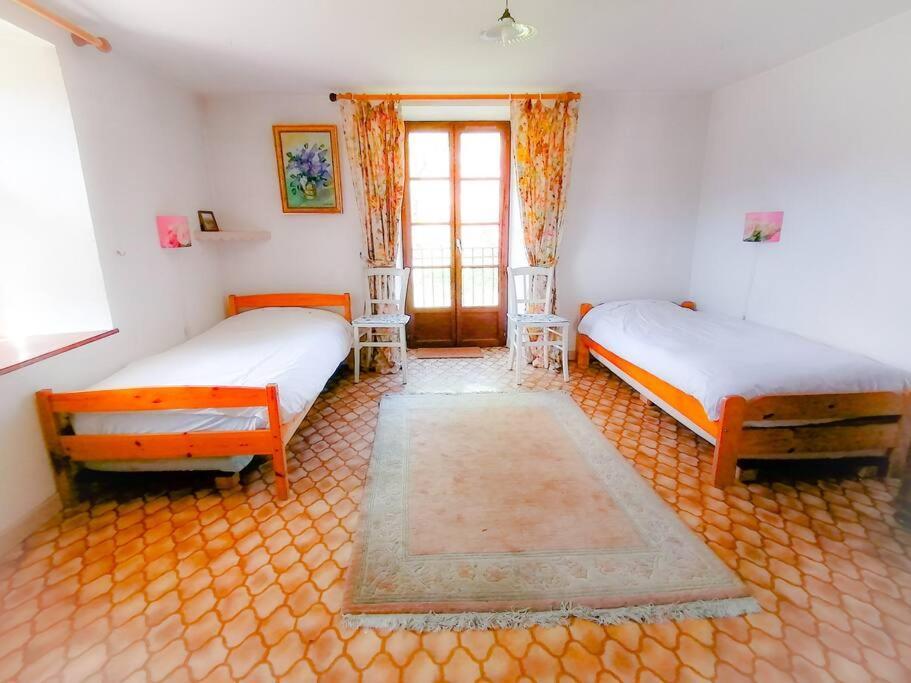 Ferme De Ma Grand-Mere Le Haut-du-Them Extérieur photo